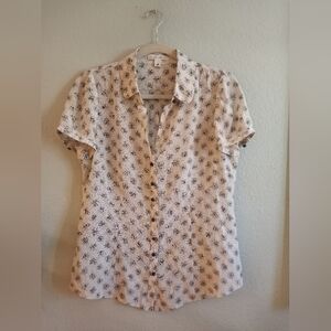 Banana Republic 100 Percent Puffed Sleeve Silk Button Down Short Sleeve Top